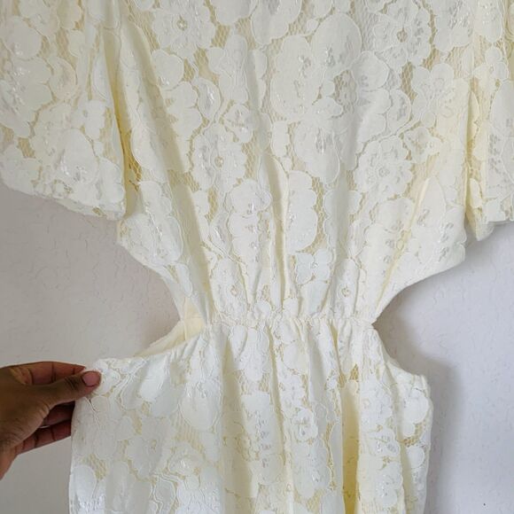 NWT WAYF Dress Plaza Mini Cutout Women M Ivory Lace Overlay Puff Bridal Wedding - Picture 5 of 12